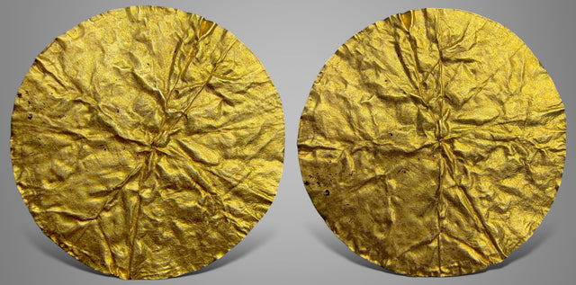 Central Asia, Hunnic Tribes, Silk Road Region, Local issue. Gold Bracteate, danake. Extremely fine and Rare type for thin gold discs.