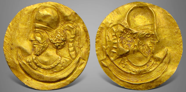 Central Asia, Hunnic Tribes, Silk Road Region, Local Issue (Circa 5th-8th centuries AD) Imitating Indo-Parthian style. Gold Bracteate.